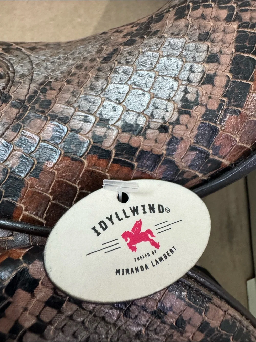 Idyllwind Cream Storage Box with Burgundy Pegasus Logo